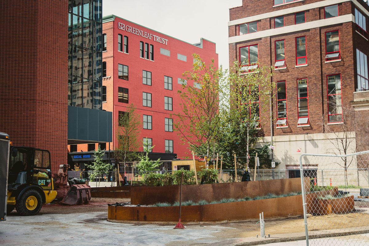 DowntownGRInc's tweet photo. New landscaping has been added to the @VanAndelArena plaza! Work for this project includes the full demolition of the old plaza and the construction of enhanced public space.

Stay tuned for progress updates. #DowntownGR https://t.co/M25NBtCDS2