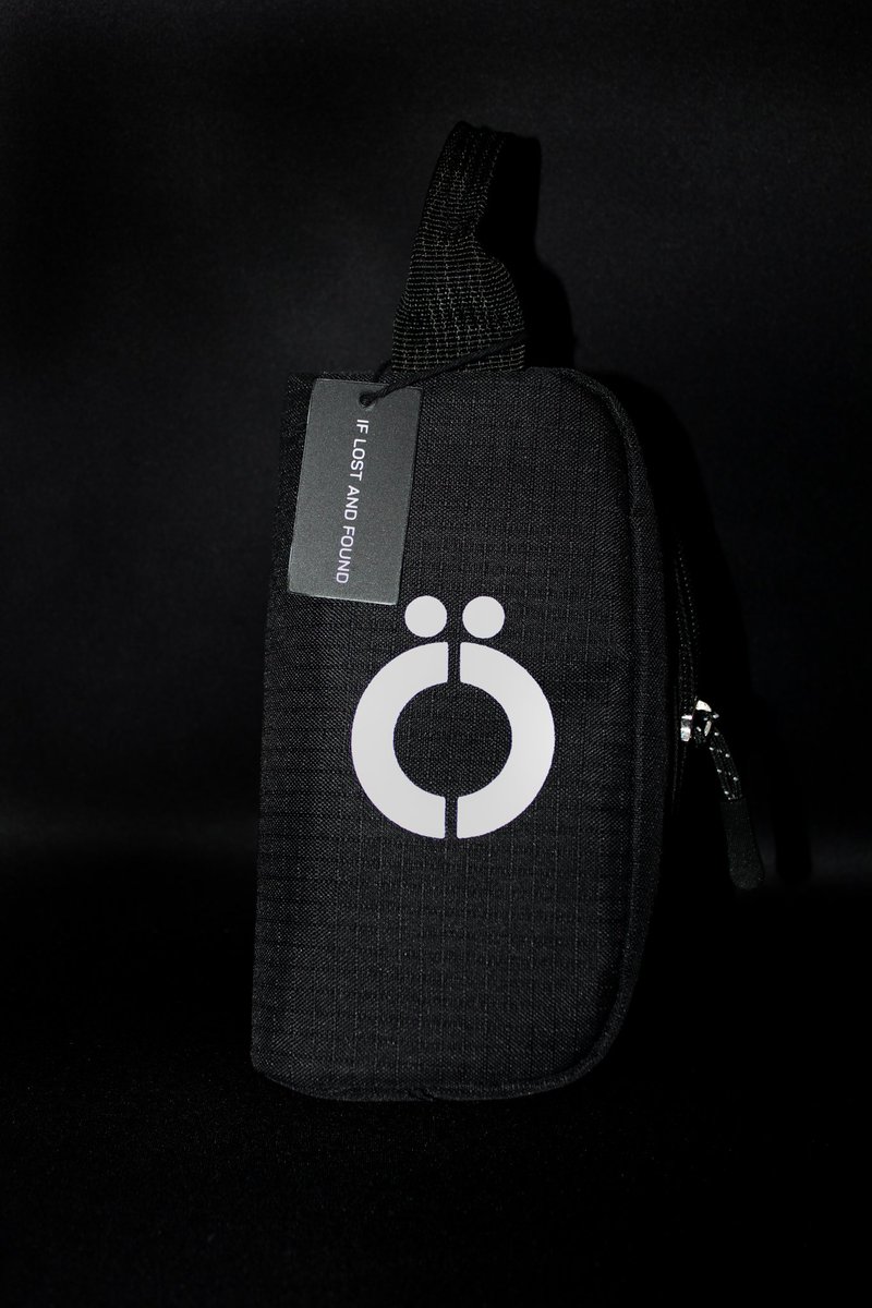 FRONB_Gaming's tweet photo. The FRÖNB travel bag. Made to perfectly fit the Triumph X. Keep your mouse safe whether your moving around or just wish to keep it protected. Because who doesn't want to enter an esport arena or your local LAN in style? More pics at https://t.co/Ozv3hS5qdr

#gaming #esports https://t.co/OGogGcMpTR