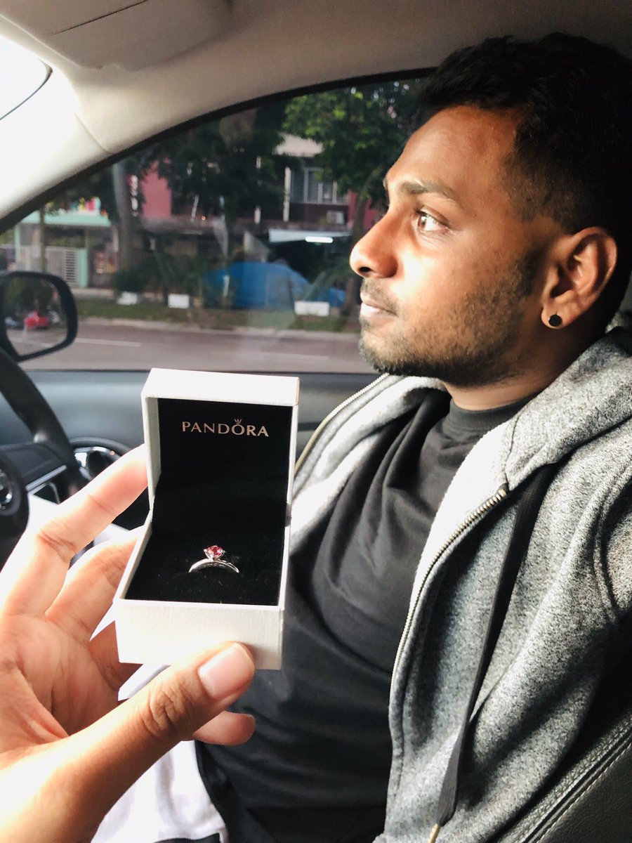 ThurgaashiniG's tweet photo. And he really got me the ring 🥺♥️ , thank you darling 🙈😍. I love you so much 😘♥️. https://t.co/3J6ELZ9aGT