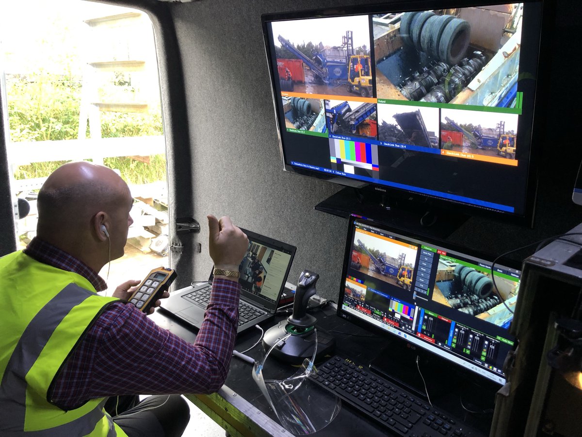 devlinmediaNI's tweet photo. 4 camera live stream machine demonstration for Edge Innovate, all controlled from the OB van. https://t.co/NNklhuwRLQ