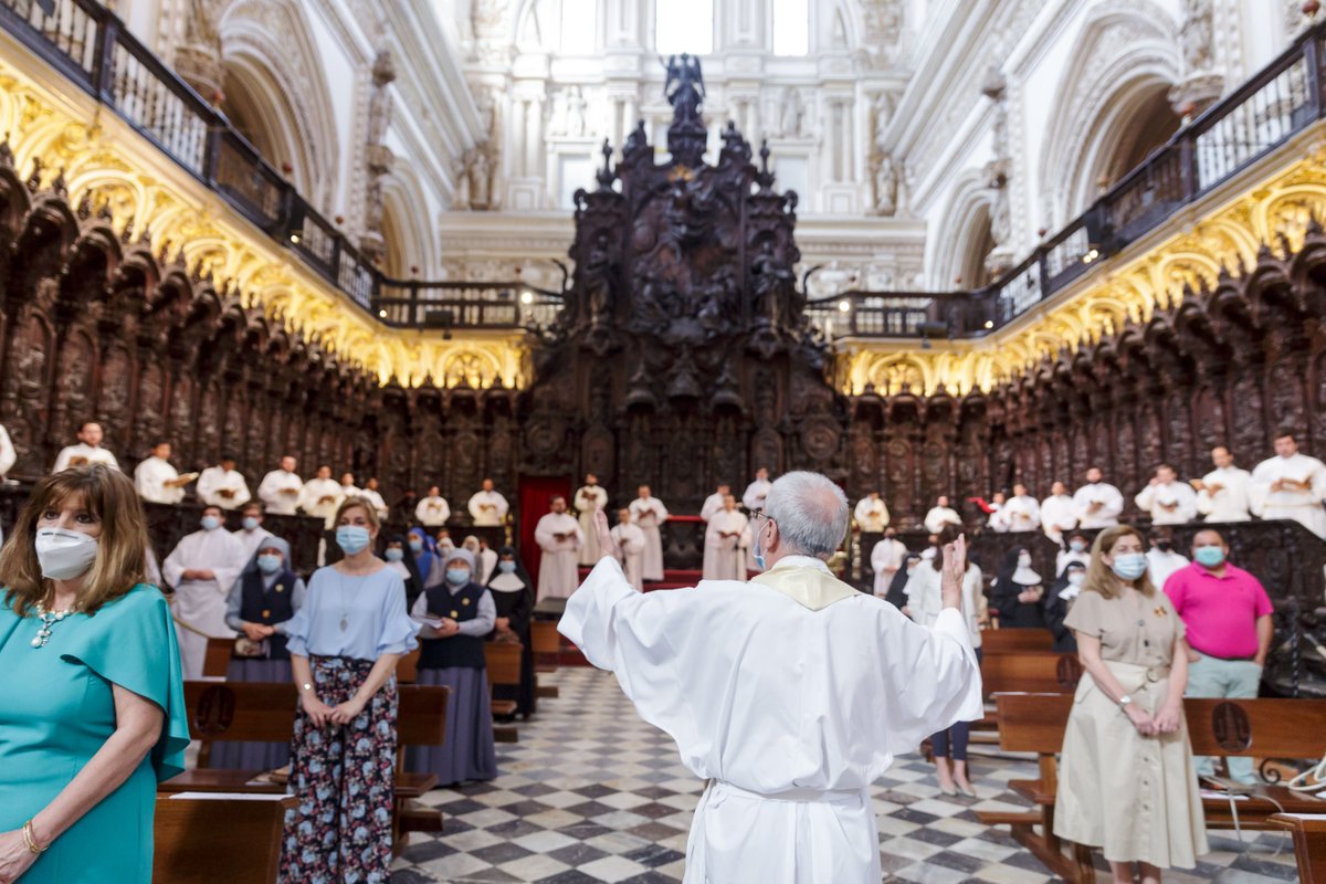 💫 Vive tu ser cristiano en #tuCatedral y vive la gracia de ser hijo de Dios.
.
➡️ tucatedral.com
.
#IglesiaMatriz #Fe #Iglesia #confesión #sacramento #perdón

📸 : Álvaro Tejero @sammy_yankis |diocesisdecordoba