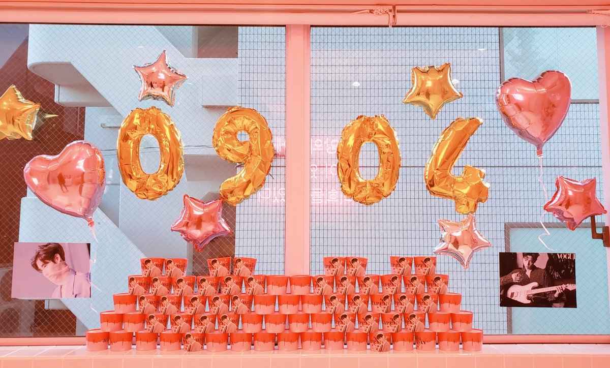 chippink's tweet photo. 🐰🎂💐
@happy9394day @yolumlovesyou
#아가새의소중한마크_생일축하해
#ForeverWithMarkTuanDay https://t.co/aJbjo1GQ7S