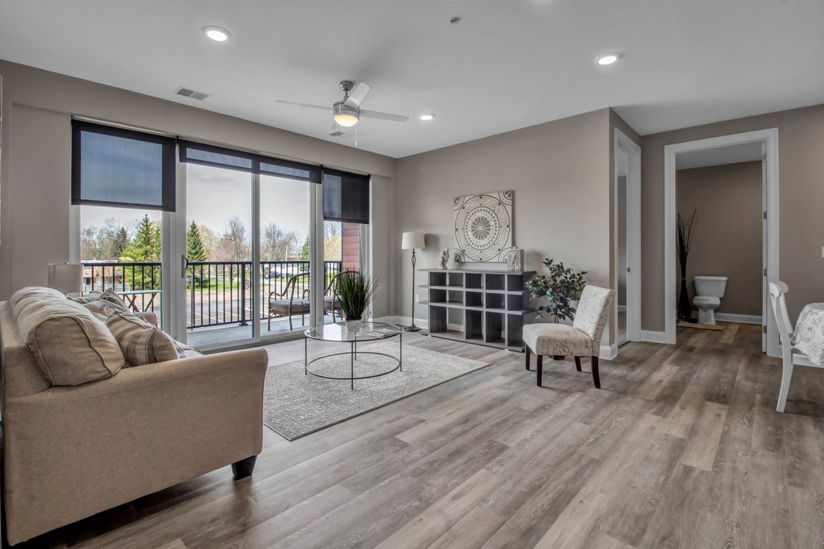 BlissBuilt's tweet photo. Apartments available at The Tennyson (6790 Main Street, Williamsville, New York 14221) today! Book your tour @  https://t.co/Pkyuunpn7F https://t.co/BJo4fqFZl2