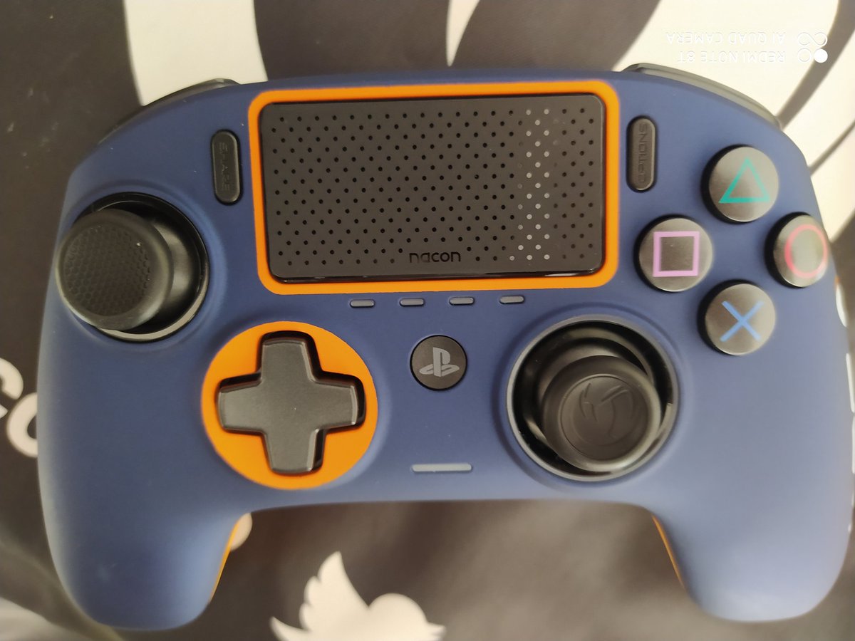 NexlWRC's tweet photo. Good surprise this morning, a package has arrived !! Thanks @Nacon ! Beautiful !! #LimitedEdition #RevolutionProController3 #WRC9 @WRCTheGame - @OfficialWRC https://t.co/0MkWkV6oog
