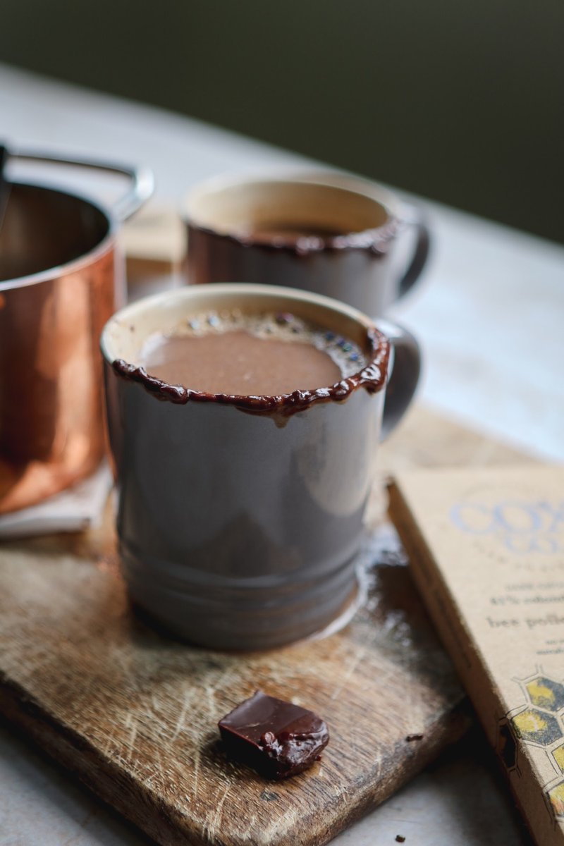We find that a post-school hot choc is a great way to catch up with younger ones about their day... and perfect for autumnal afternoons!

#hotchoc #colombiancacao #september