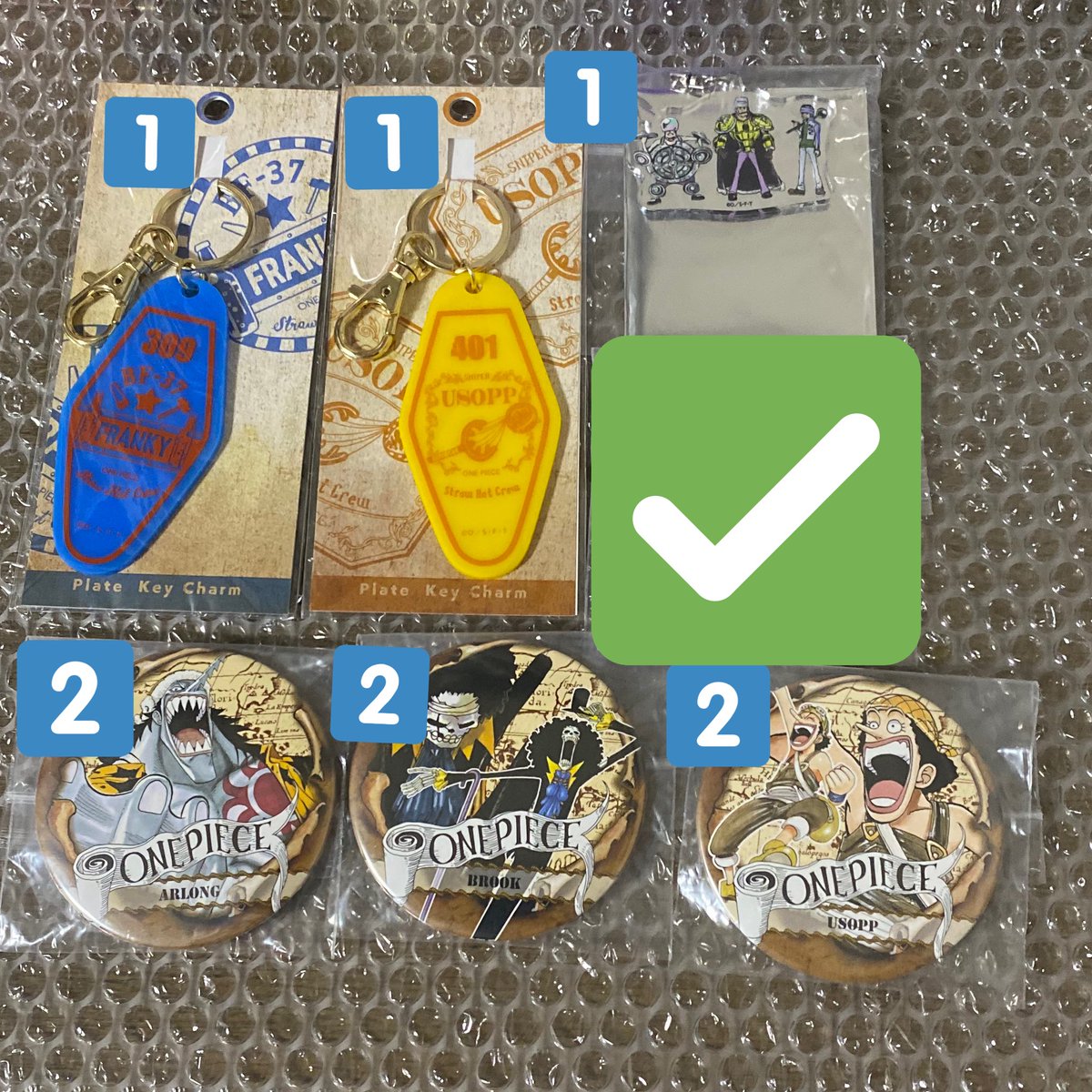 熊子 譲渡 One Piece コレクション缶バッジ 第一弾 サイン缶バッジ ハロウィン アクリルスタンド カラーチャーム ナンバーチャーム ワンピースタワー 5周年 記念缶バッジ グラフアート Graff Art アクキー ルフィ ミホーク サンジ ゾロ コラソン ロー ド