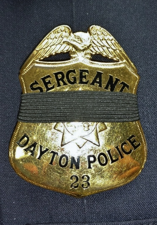 DaytonPolice's tweet photo. We are heartbroken to hear about the line of duty death of @CLEPolice Det. James Skernivitz. We send our thoughts, prayers, and strength to Det. Skernivitz's family/friends, the #ClevelandPD, and the entire community. https://t.co/Nk5CeKiTND