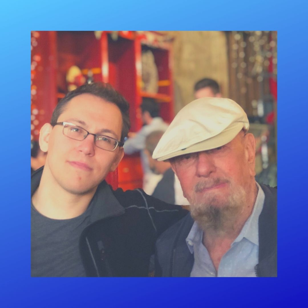 What's better than sharing with you my family? Here is my son, Zach, and my father together. Family bonds transcend life's stories and generations. That's the beauty of it.

Now, if your family has a painful story, I can help you with that.

l8r.it/xjCh

#family #pain