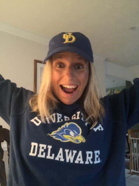 UDConferences's tweet photo. College colors never fade!  What colors are you wearing today for College Colors Day? #CollegeColorsDay #udel #udconferenceservicescares #blueandgold 💙💛 https://t.co/eafmNLzrU9