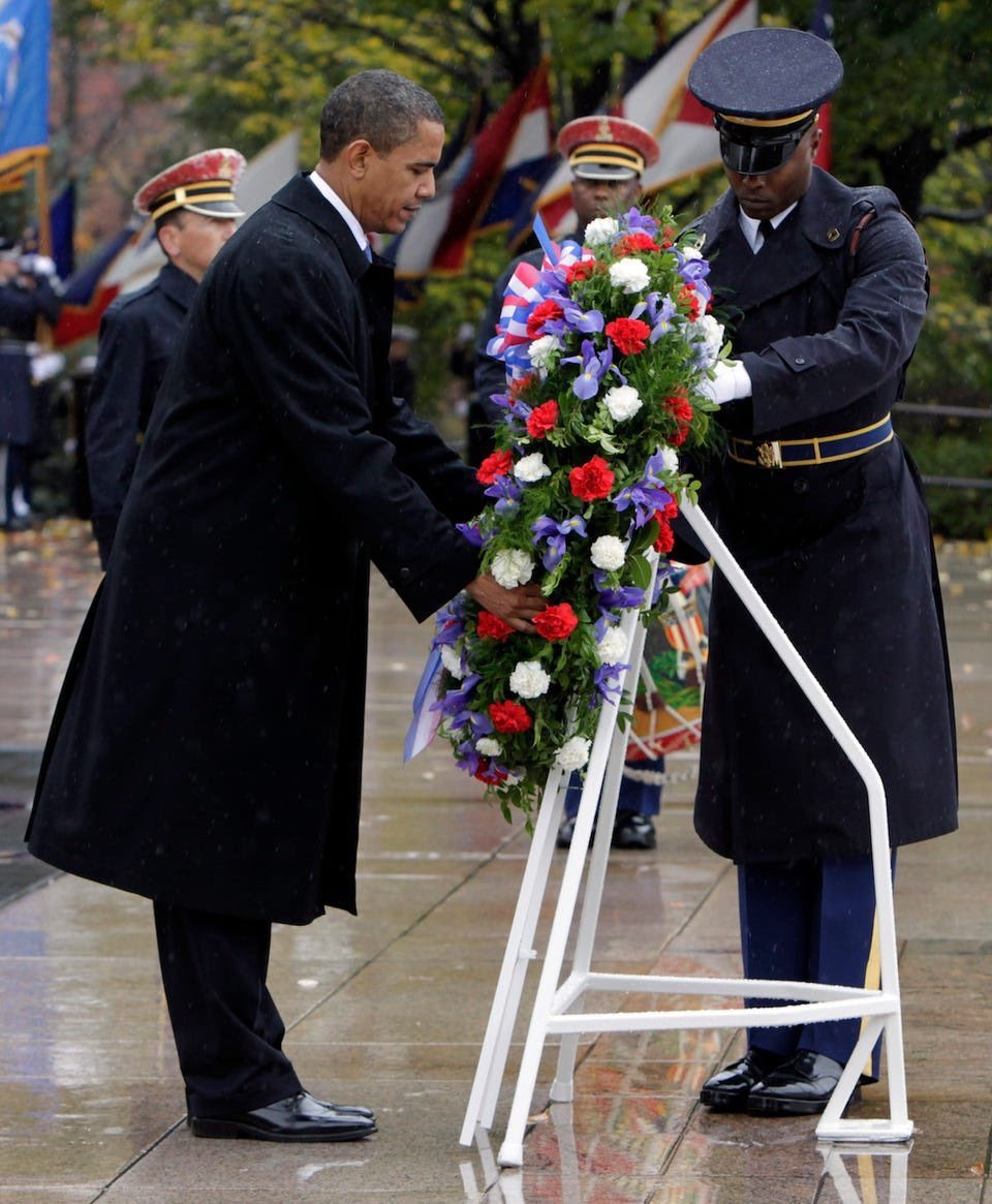BidenHype's tweet photo. For our veterans we ALWAYS #standintherain 🌧#TrumpHatesVeterans but these former presidents do not - Eisenhower, Kennedy, Obama, and more Obama. https://t.co/zzauoLyrQ2