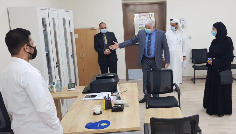 qa_andalus's tweet photo. "مدير إدارة شئون المدارس الخاصة بوزارة التعليم في زيارة تفقدية للأندلس"
تشرف مجمع الأندلس بزيارة السيدة/روضة زيدان التي قامت بتفقد العملية التعليمية ومدى الالتزام بتطبيق الإجراءات الاحترازية والاستعدادات لتطبيق التعليم المدمج.رافقها خلال الزيارة الأستاذ/خالد مطر المدير التنفيذي. https://t.co/o6lPlGNyc5