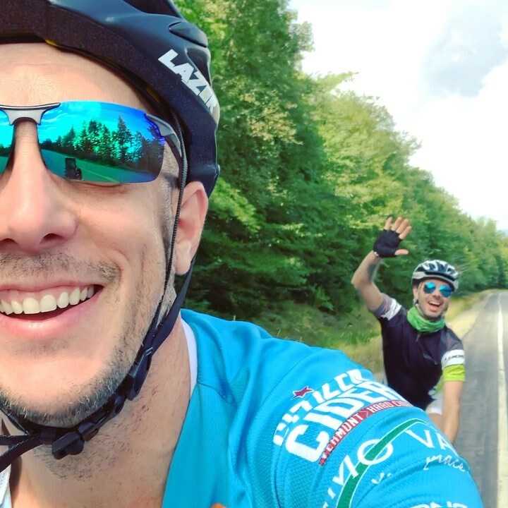 getoutandtrek's tweet photo. however you do it, get out and enjoy the last "unofficial" weekend of summer!!
☀️ 🚲 👬🏳️🌈
#labordayweekend #ldw #friyay #friyayvibes #weekendvibes #livefortheweekend #bikelife #gaybiker #husbands #lgbtoutdoors #takeprideoutside #getoutandtrek #cyclelif… https://t.co/BWdVwWlZox https://t.co/hvGGFMMydI