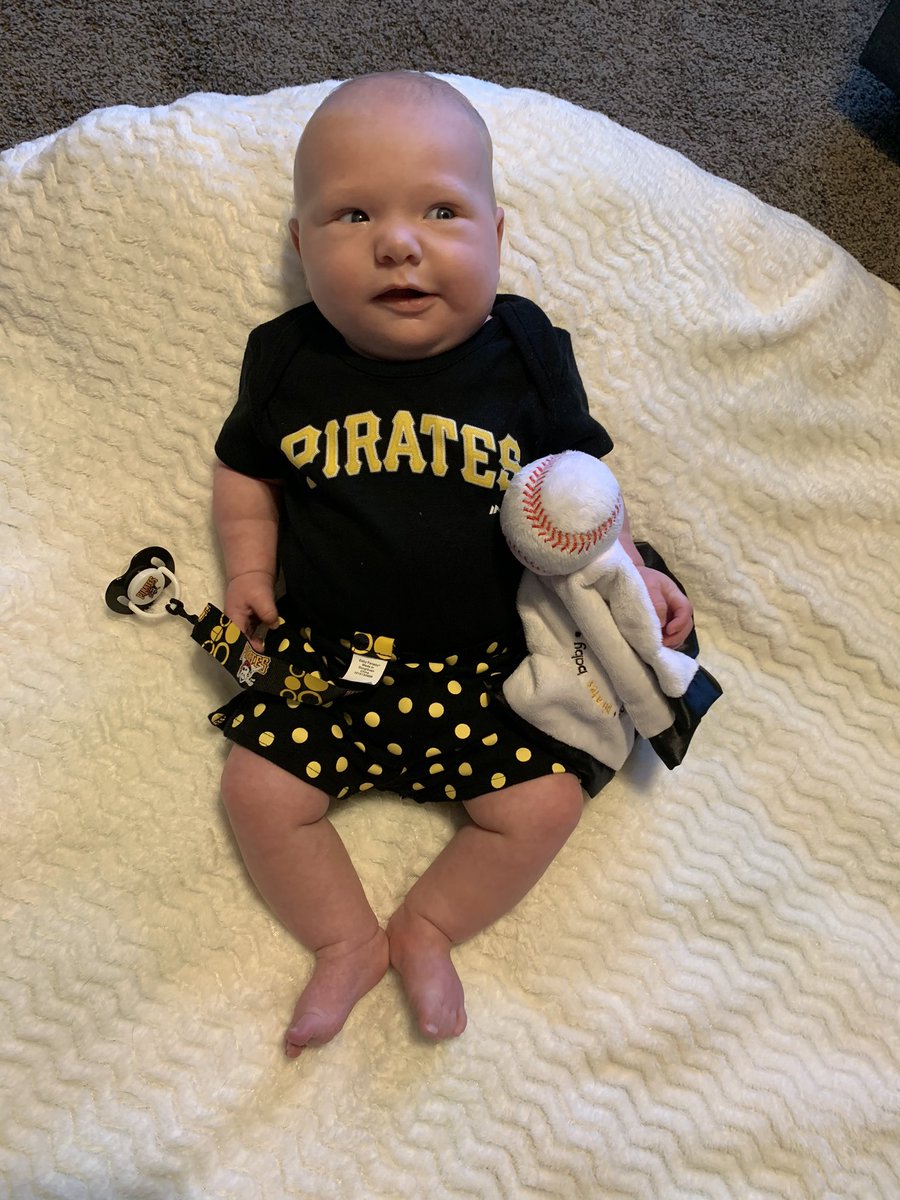 HannahLN7's tweet photo. We love @JBell_19 !! https://t.co/Y57y6CRMJ7