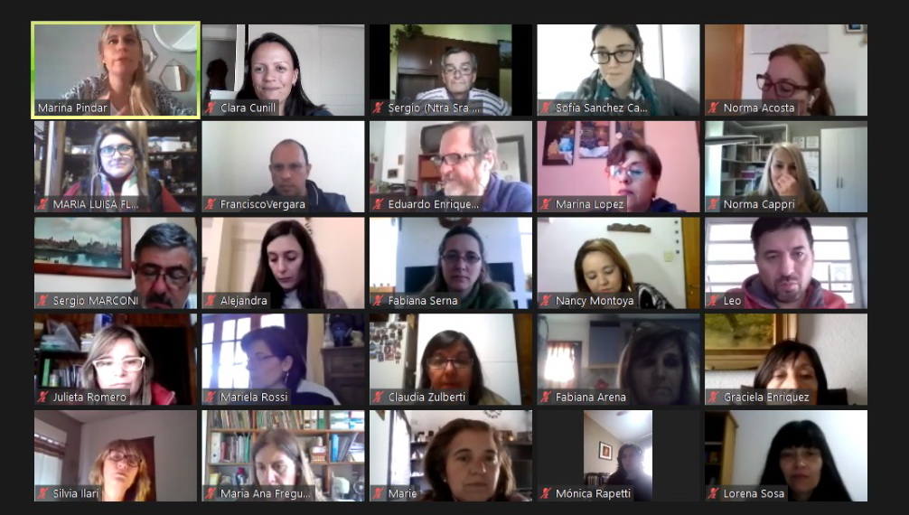 Continúa nuestra Formación para Líderes Educativos. Ayer tuvimos el primer encuentro sincrónico del Módulo "La escuela como organización que aprende e innova", a cargo de la Lic. Marina Pindar. 🏫💡

Seguimos en movimiento! 🚀

#LideresEducativos
#Innovar
#Educacion