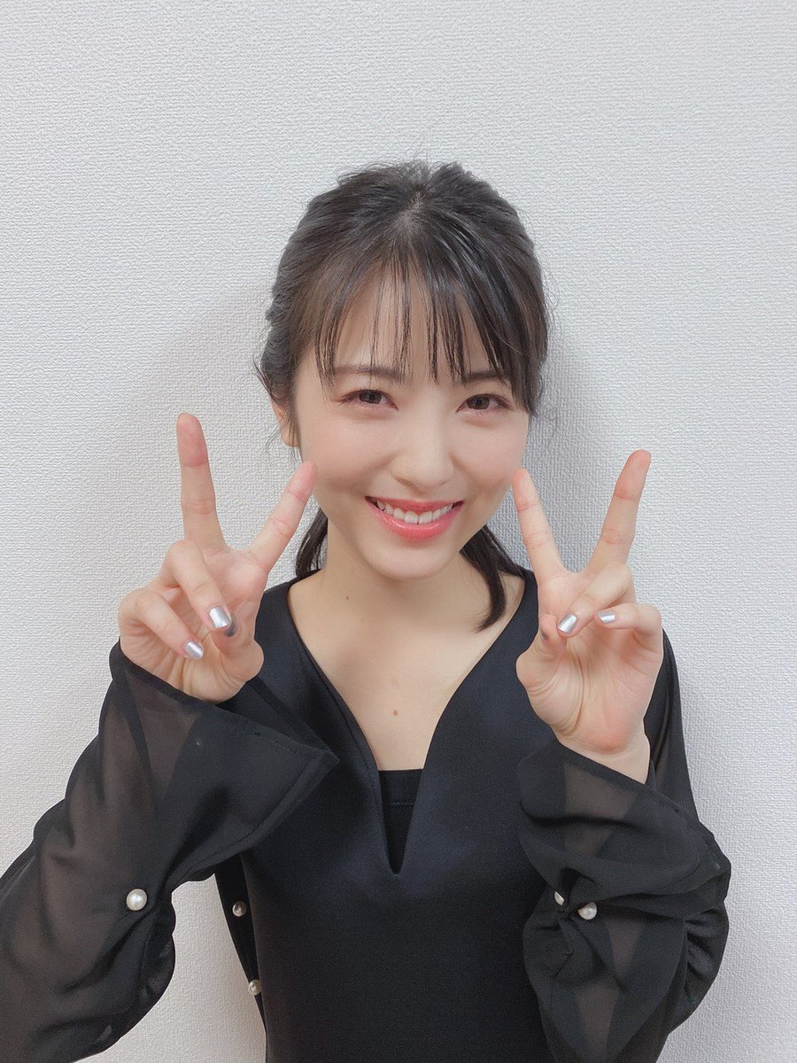 wpmgd19's tweet photo. どの美波ちゃんも可愛すぎ。成長ぶりが美しすぎる、尊い。君の膵臓をたべたいの美波ちゃんの八重歯が素敵。大人になるにつれて、佐々木希ちゃんに似てきてると思うんだが。美しい ＃浜辺美波 ＃君の膵臓をたべたい https://t.co/O7mTrhbT4f
