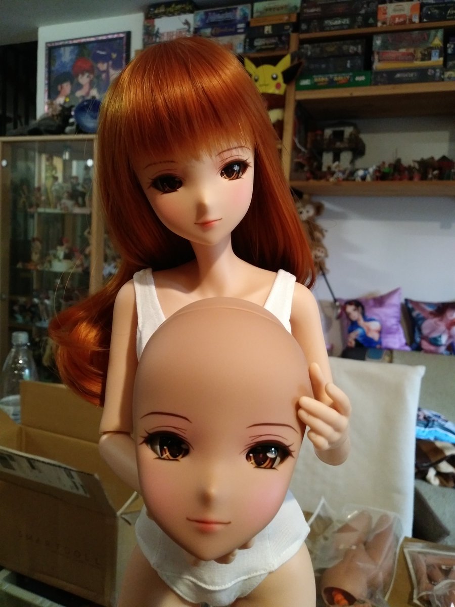 LarsEric18's tweet photo. Due to a brave order of a beach pebble we now have Challenge twins (cinnamon & tea)
#dannychoo #mikilutecia #smartdollchallenge #culturejapan #smartdoll #challengecinnamon #challengetea https://t.co/WxHD6tpkOm
