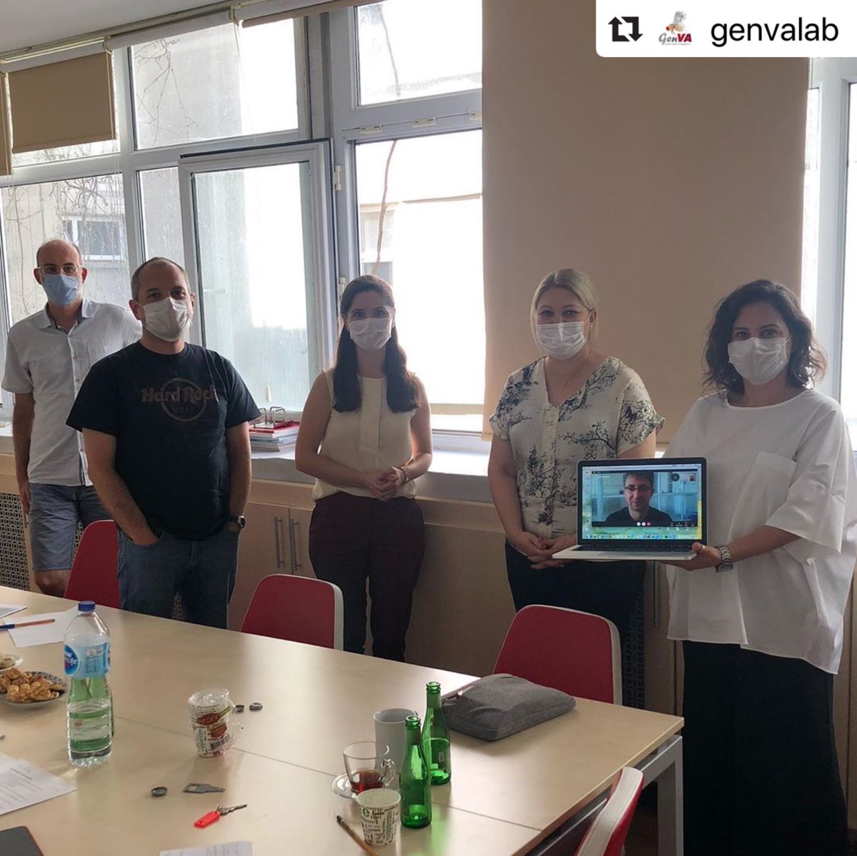 GenVALab_HU's tweet photo. Proud to announce another successful thesis defense from GenVA Lab @genvalab .
Congratulations to Seda! 
Seda Coskun's thesis titled "Latitudinal variations of winter related gene and characters in Drosophila simulans populations" and supervised by Banu Şebnem Önder @banuonder . https://t.co/kch7a8z7vE