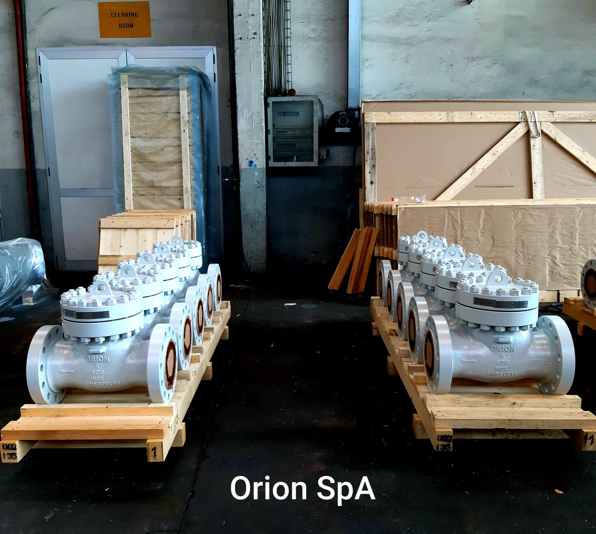 OrionValves's tweet photo. Swing Check Valves packing in Progress 
#ORION #trieste #madeinitaly https://t.co/oW53JtC1QU