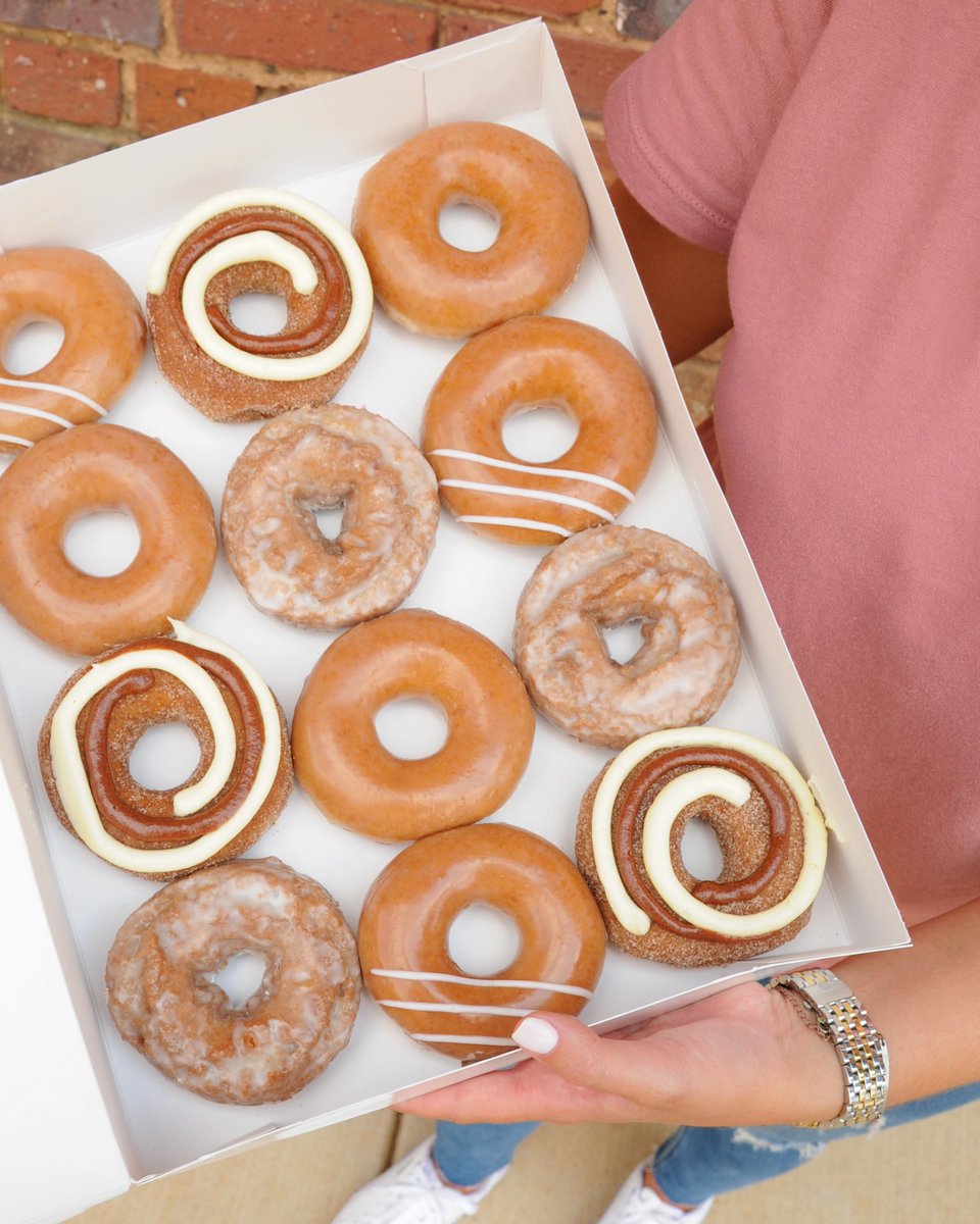 Krispy Kreme On Twitter Heading Into The Weekend But First Pumpkinspice Doughnuts Krispykreme Fridayfeels Fridayvibes Pumpkin All Info Here Https T Co Sfft5vhqrl Https T Co 0hoioykyzj