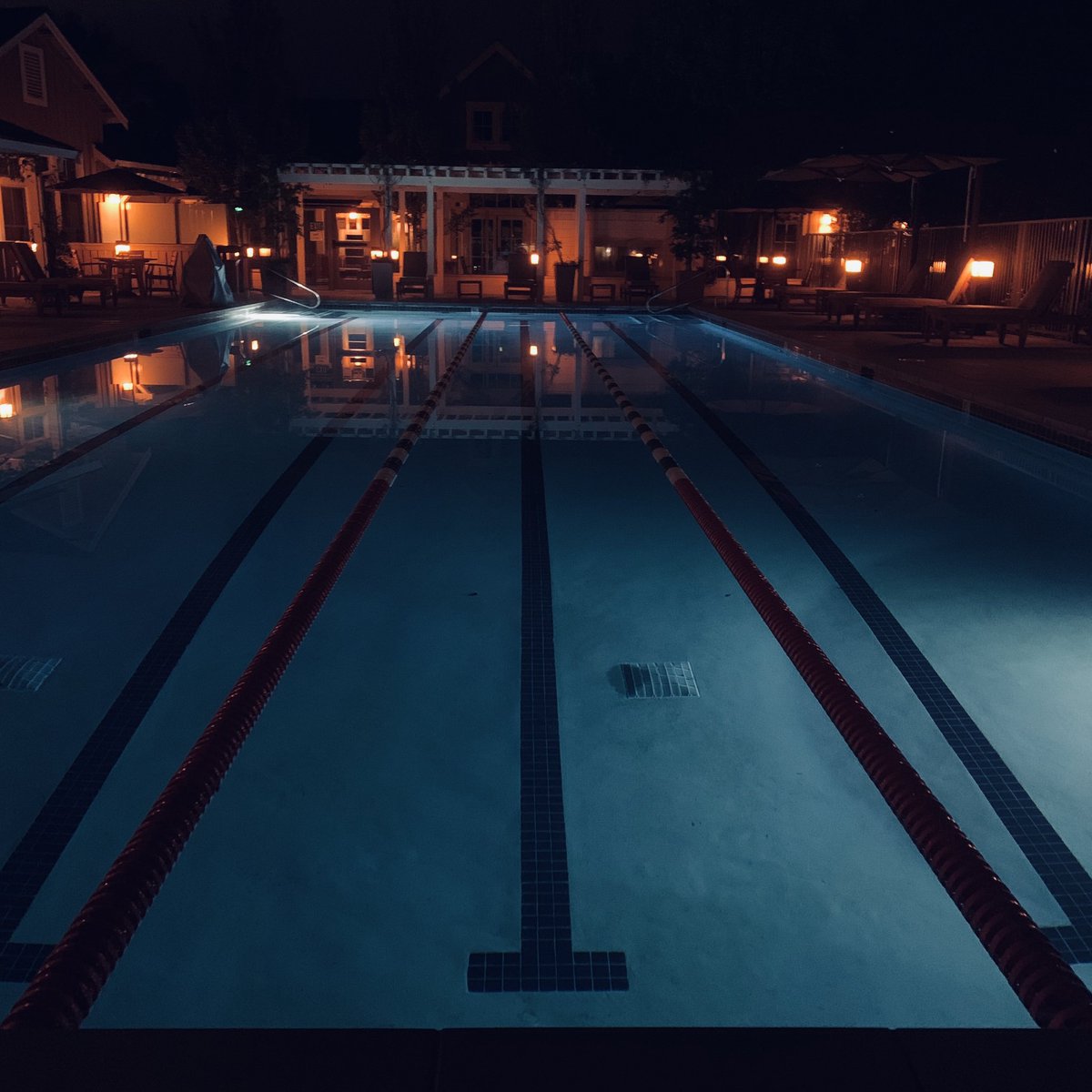 Early bird gets the pool - All to myself. 🏊🏻‍♂️👌🏻