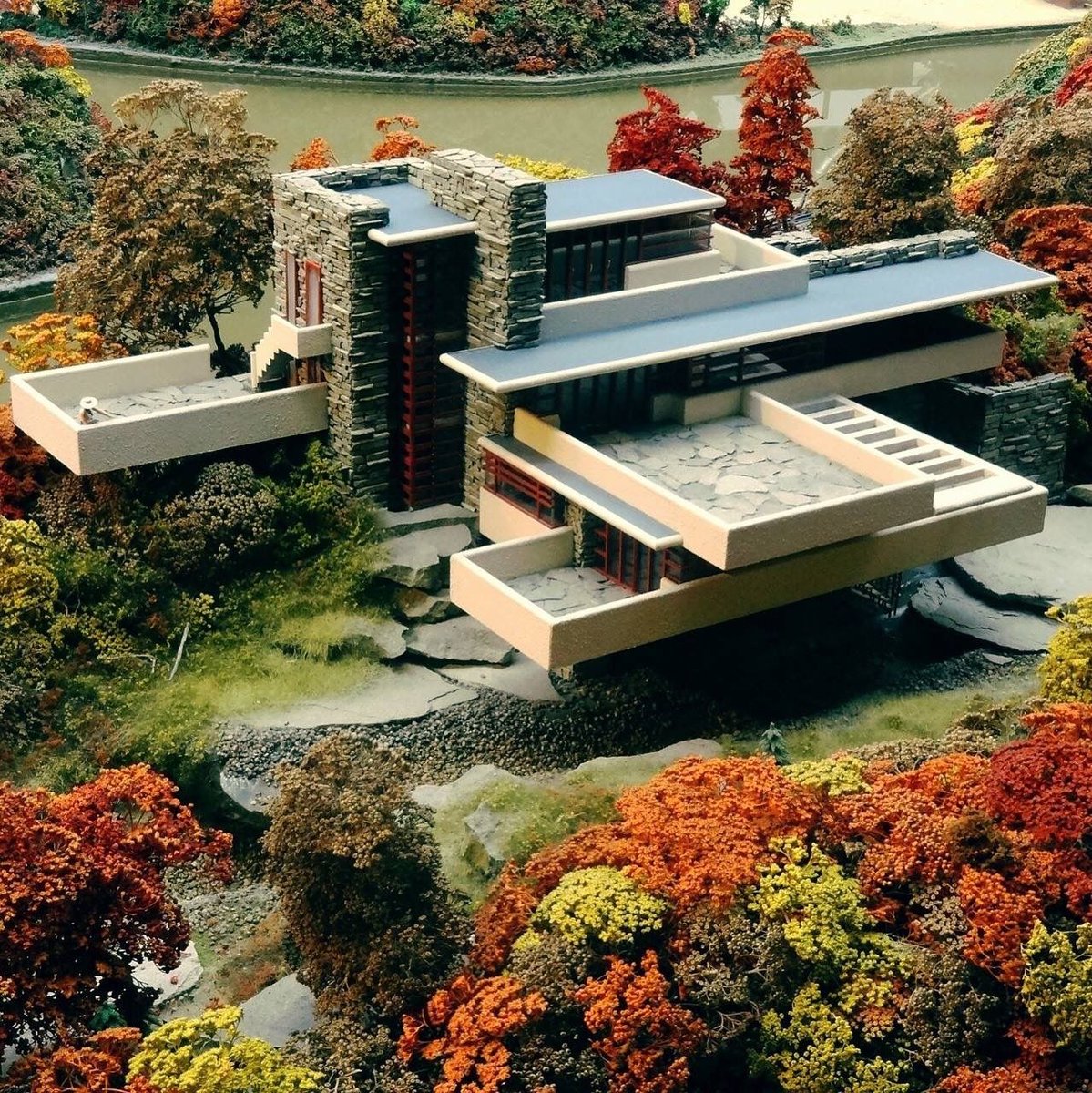 Falling Waters: I'm reminded of my (Serbian) sculpture professor butchering Shakespeare: "You shouldn't gild a rose." By taking a natural place and adding to it, he did not glorify the nature. He just added a stack of observation decks, like it's a zoo instead of a home.