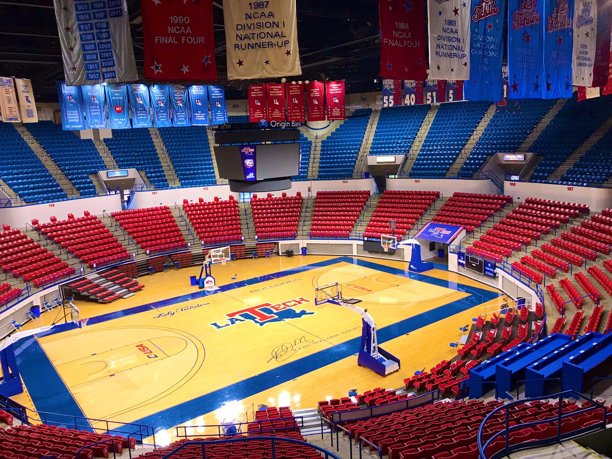 PaulKabbes's tweet photo. Happy #FacilityFriday. Lighting project almost done in TAC. No more buzzing, great pre-game capabilities highlighting our student-athletes, and such a fun place to watch a game. https://t.co/Ay8OaBiODx