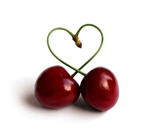 Organic Cherry Seed Oil (Prunus avium) - Coming soon 😍😍😍

Rich in Oleic, Linoleic Acid, vitamins A, C, E, B’s and Omega 6 &amp; 9.
A natural skin moisturiser that supports itchy, dry and scaly skin conditions. Even supports collagen synthesis! And it is from England 👌
