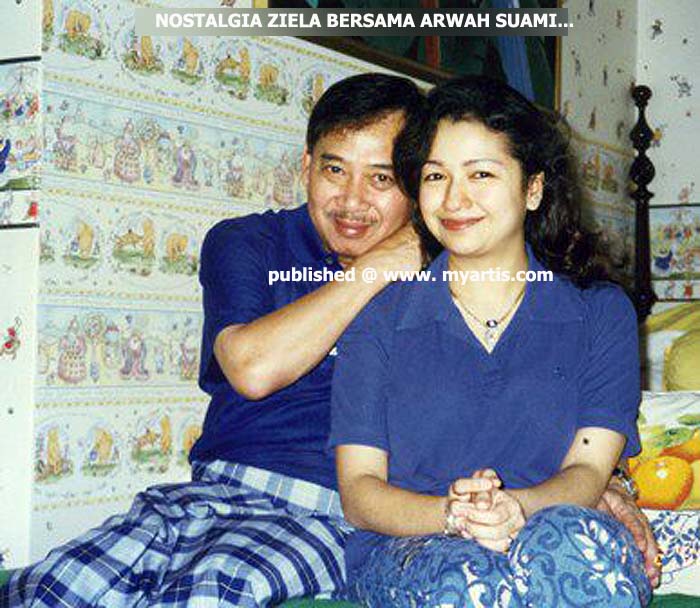 41. Ziela Jalil merupakan selebriti pertama bernikah sama menteri yakni arwah TS Megat Junid (menteri KPDNKK) pada 1991.42. Noryn Aziz pula selebriti pertama (tahun 2010) berkahwin dengan ahli politik bukan berjawatan menteri semasa kahwin (Raja Bahrin calon PAS ketika itu).