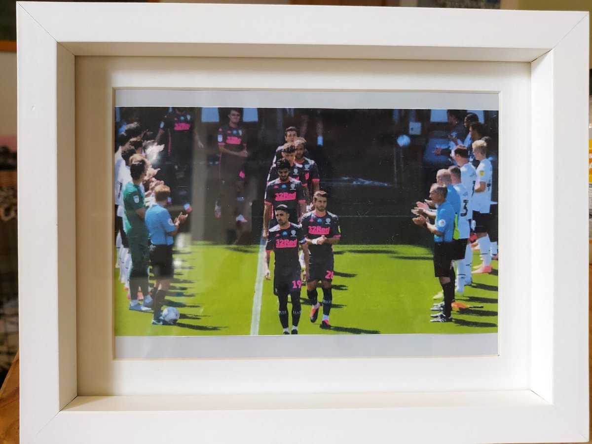 h_cockerham's tweet photo. Mate from work leaving this week so we're off to see him to say bye. Big Derby fan, after the playoffs last year he was unbearable &amp; was convinced we would mess it up this season. Just sorted his present....never looked forward to giving someone a gift so much #lufc https://t.co/1HNt2FIqfq