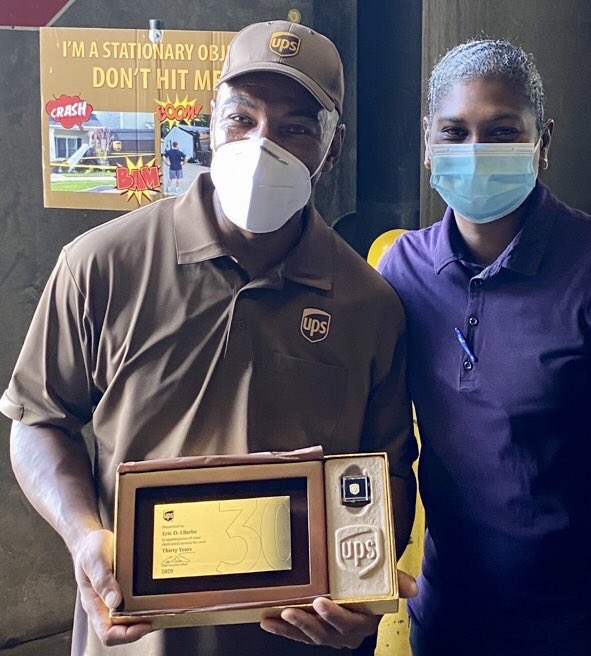 Congratulations to my hubby Eric Ellerbe, Capital Division. 30 years service 👏🏼 26 years COH 👍🏼. #SlipIntoFallSafely #Legacy <a href="/MatthewWGilbert/">Matthew W Gilbert</a> <a href="/ChesapeakUPSers/">Chesapeake UPSers</a>