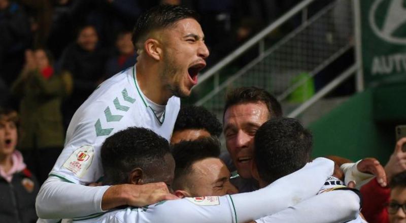 L'Elche ja sap que Óscar Gil paga la clàusula per venir a l'Espanyol. #RCDE bit.ly/357oeBQ