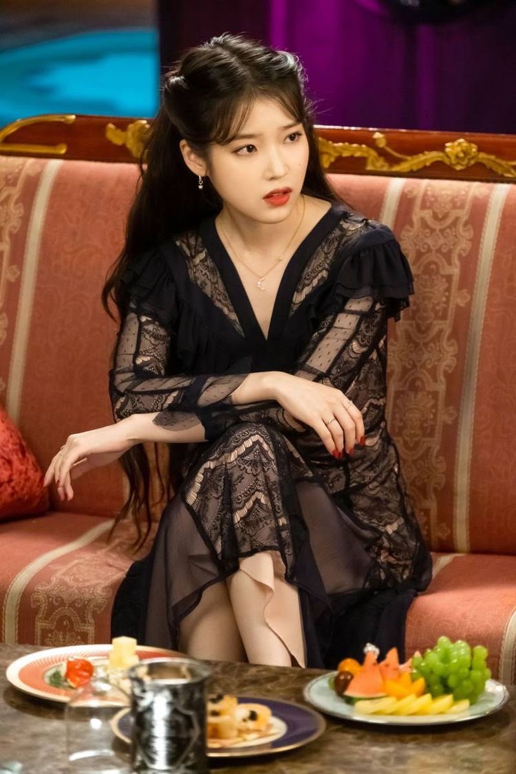 softparisian's tweet photo. iu's outfits in hotel del luna https://t.co/eclGYxinWM