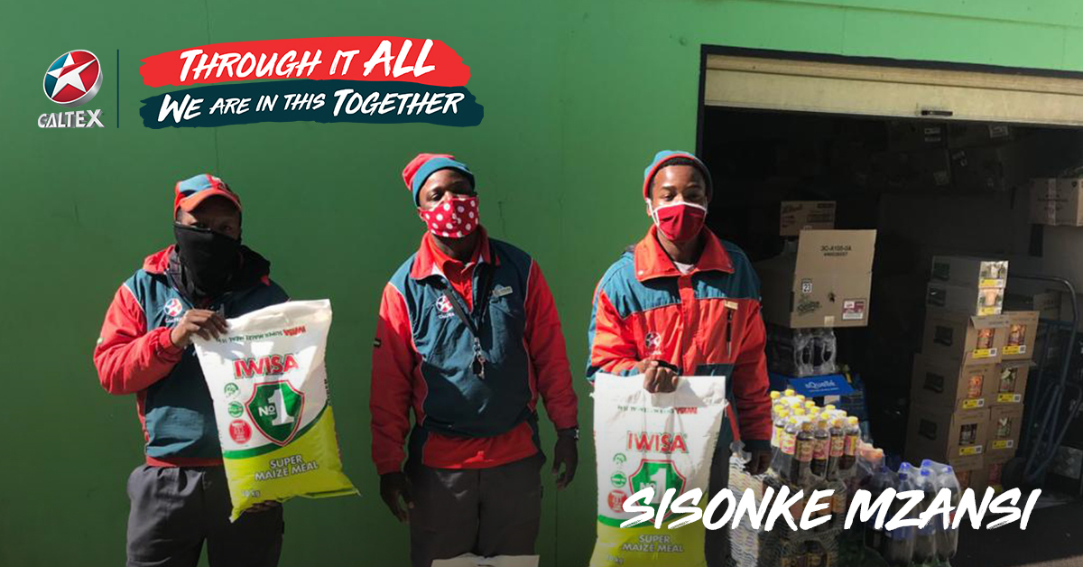 Caltexsa's tweet photo. This week, Caltex Rapid Auto reached out to donate and supply blankets to orphaned &amp; vulnerable children &amp; donated food for their staff. We commend their caring attitude and hope that it inspires more acts of kindness in others! #ItsHowYouGetThere #Sisonke https://t.co/VnTDVp6CHh