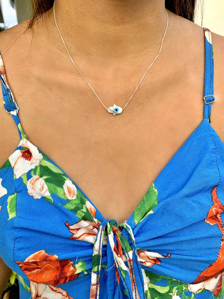 whosdreza's tweet image. Meus amores comecei a vender joias em prata e criei um instagram pra divulgação das peças!! custa um total de 0 reais dar um rt pra ajudar a amiga instagram.com/connectionprat…