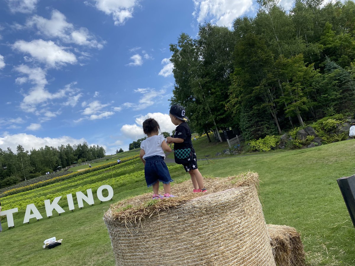 kikuno0205's tweet photo. この子達がいるから頑張れる
どんな事があってもママ〜ってそばにいて誰よりも支えてくれる強い味方何にも変えられない

失う事も多いし悲しいこともたくさんだけど子供達がいてくれるって思えば何も怖くない

腹立つ事も多いけどこの子達が自分の子で良かったし産めたことが本当に幸せママの宝物🤱 https://t.co/WdQVhS2oGo