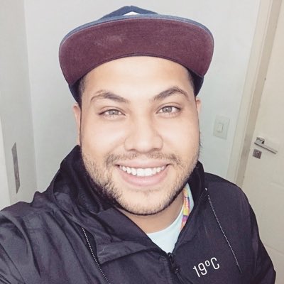 RichardHydrogen's tweet photo. #NovaFotoDoPerfil https://t.co/ZYMBgml9Or