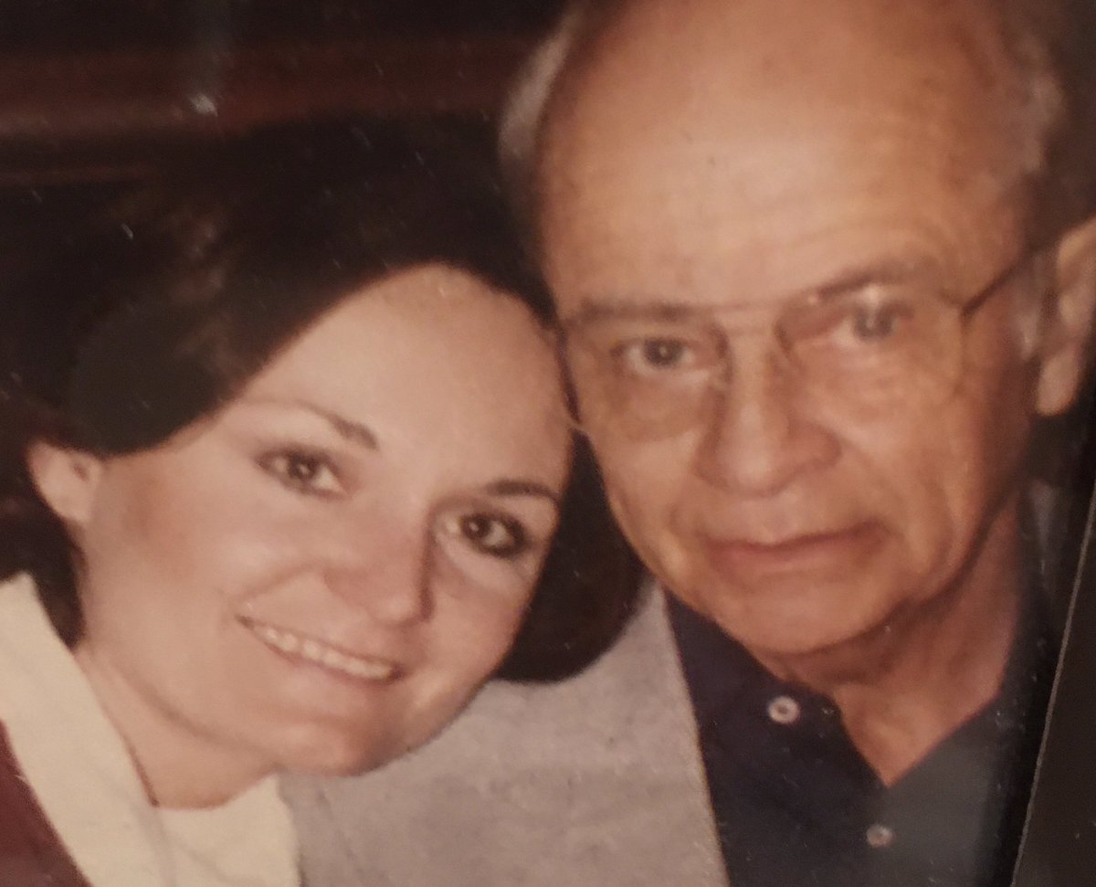 BethGrantActor's tweet photo. My father was drafted at age 19, fought for democracy at Normandy, Battle of the Bulge. #hero #NotALoser https://t.co/9urR6cttRx