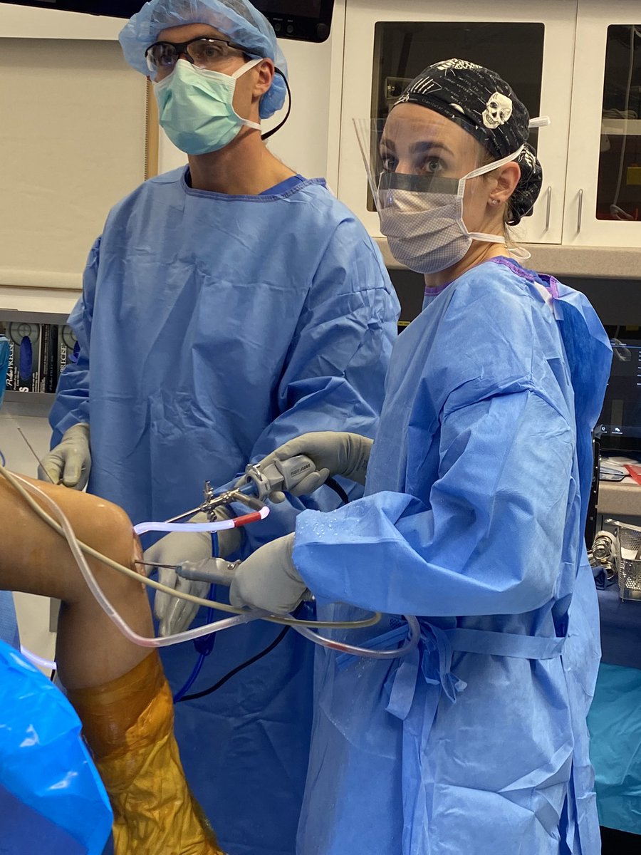 VolkerMusahl's tweet photo. Great ACL done today with help from PGY-3 @emtheeph and fellow @B_GodshawMD ! Guess you could call it a #joint effort ๐ #quadtendon #womanpower #STABILITYII https://t.co/Y1cKUJkqFW