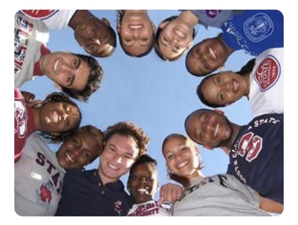 SCStateNYAlumni's tweet photo. Today (September 4) is National College Colors Day, Bulldogs let’s represent! Share photos with us so we can share our #bulldogpride Where’s your Garnet &amp; Blue ❤️💙S-C-S-U!?! #scsu #scstate #scsunaa #scstatenyalumni #garnetandblue #hbcu #tenancity  @SCSTATE1896 https://t.co/XRD9y0BxqD