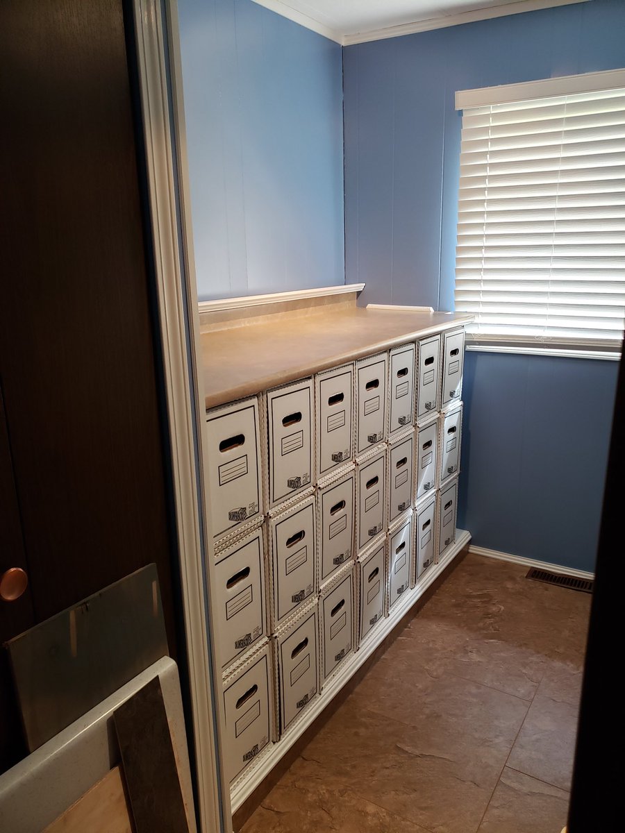 DrawerBoxes_'s tweet photo. The weekend is here! We’ve got some filming to do for a few upcoming videos, stay tuned! In the mean time, check out this desk a customer of ours made using his #DrawerBoxes ™. Cool! #comicbookstore #comicbookboxes #comicbookbox #comicstoragebox #comicbooks #comicbookcollector https://t.co/4HQYfbw18n