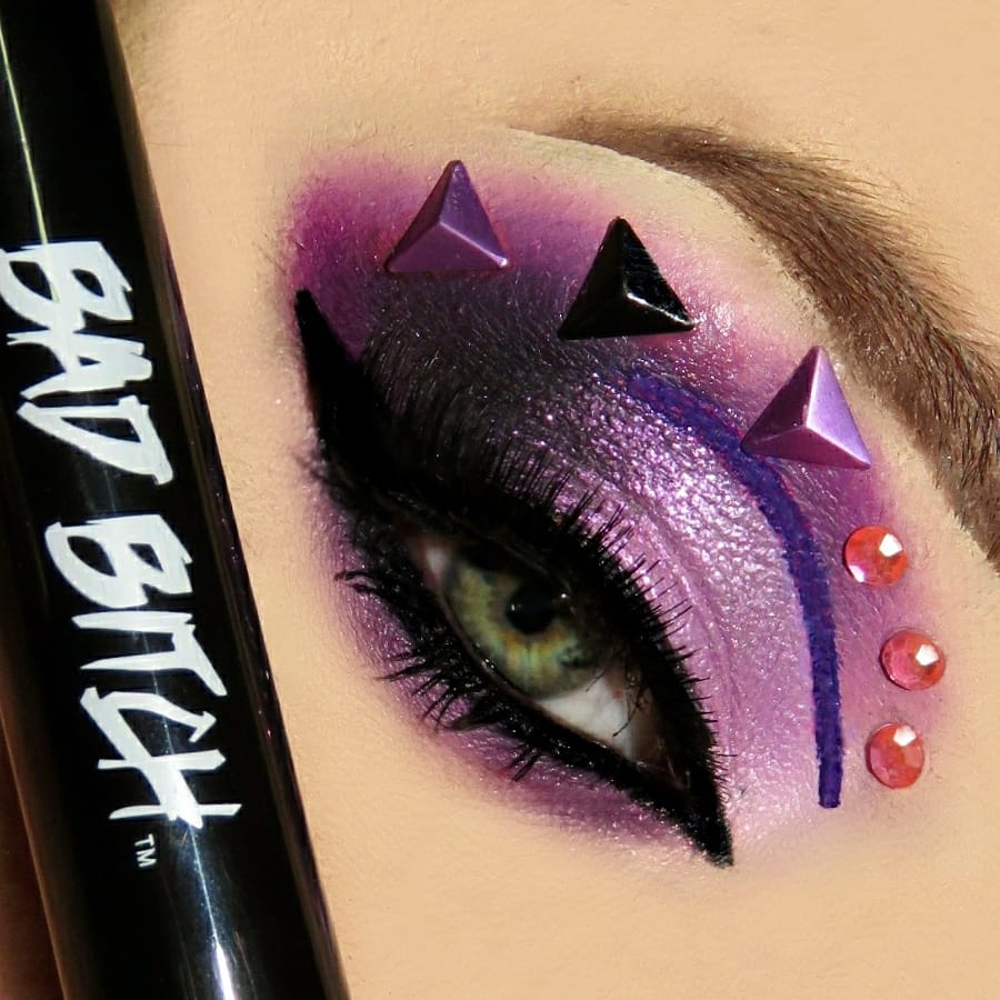TashXGlam's tweet photo. Used my @JeffreeStar Blood Lust for my latest look.
Also September is Chiari Malformation Awareness Month, and the awareness colour is purple.
The past week I've had the worst flare up, but pushing on to stay strong!
I dream of one day making the #jeffreestarprlist #jscbloodlust https://t.co/IZb2wuCisM