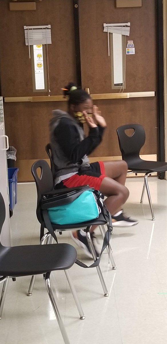 14janbailey's tweet image. @abbeyordway Students are enjoying playing "Dog gets the Bone" in Arts Live 7 #soundstudy #fmsteach