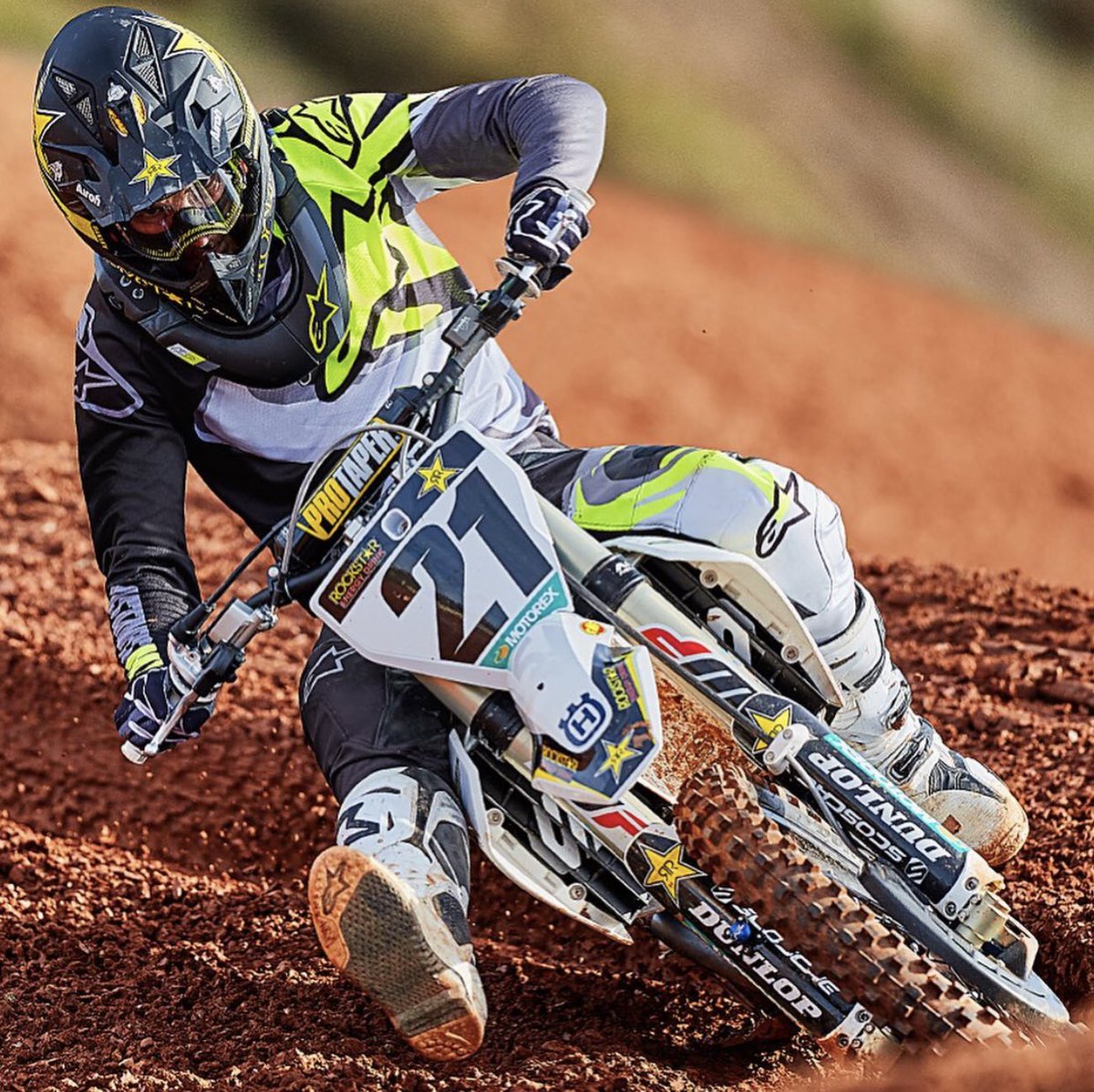MX21 Alpinestars, Available From Monday