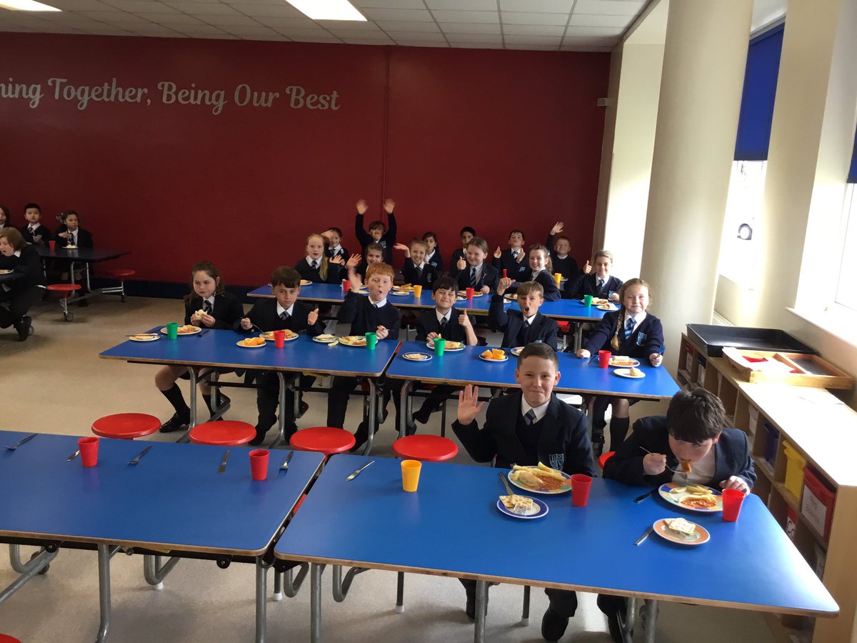 BelleValeSchool's tweet photo. It’s been a big week at Belle Vale- everything is going well so far! Our children are delighted to be back and enjoying ‘Mrs Loyden’s Lovely Lunches’. We’ve had 98% attendance- thanks to our parents for their fantastic support and we can’t wait to see everyone next week! https://t.co/3OifLgcywp