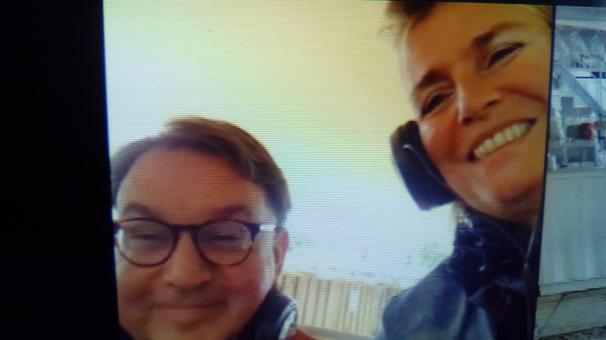 @kabouterdree <a href="/ThNieuwenhuizen/">Theo Nieuwenhuizen</a> <a href="/ArboPositief/">ArboPositief</a> We hebben lol gehad,  missie geslaagd, zegje gezegd  @RTVZwolleFM Dank