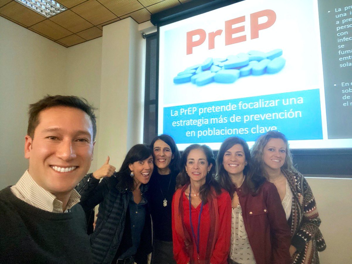 InfMicHUVR's tweet photo. Hoy es el día 🌎de la #SaludSexual. Y en el @HospitalUVRocio contamos con una consulta monográfica y multidisciplinar de Salud Sx, formado por:
-2 FEA de E. Infecciosas
-1 Microbióloga
-1 FEA Med. Preventiva
-2 Enfermeras
@DiaSaludSexual @SexualHealthday https://t.co/8QaTiW6guS