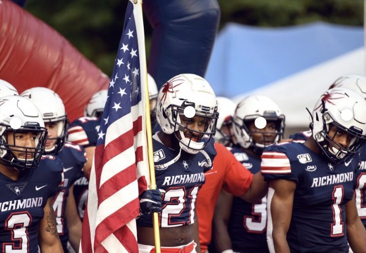 AlexMclaughlin_'s tweet photo. Excited to announce that I’ve received my first Division 1 offer to continue my academic and athletic career at The University of Richmond!! Thank you @CoachRodWest and @RussHuesman for the opportunity. @BigDubFootball @SpiderFootball @HKA_Tanalski @TheChrisRubio https://t.co/jiZp5Jf9tz