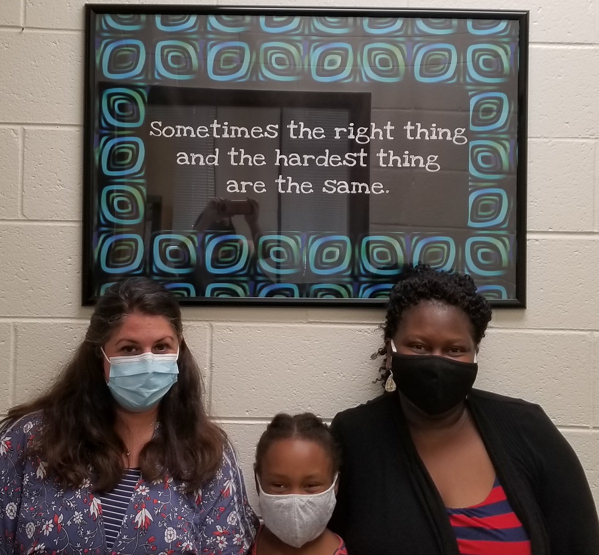 HBMSLeadEagle's tweet photo. Sometimes the right thing and the hardest thing are the same. Stay safe this holiday weekend! Remember to social distance, clean your hands... and mask up! #FCSlabordaysafe #FCSmaskup @FCSSuptLooney @CJ_FCS_CAO @FultonZone5 @HBMS_AP @JD_HBMS_AP @FultonCoSchools https://t.co/7PcXju4PhH
