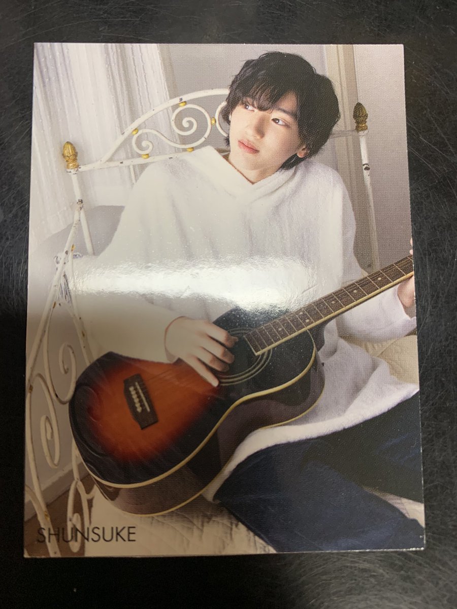 ms____728's tweet photo. また、こちらと厚紙が今行方不明で提示出来ないのですが、道枝がリュックを片方背負ってる厚紙も求めております。 https://t.co/tJFbgmQHym
