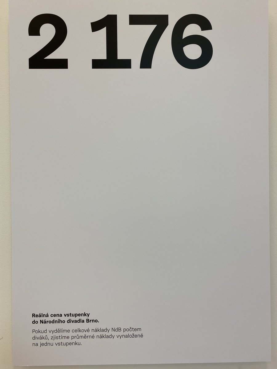Petru_CT's tweet photo. Místo vstupného odchodné. @ndbrno spustilo kampaň Kultura má cenu. Diváci si mohli na zářijová představení v Redutě koupit vstupenky za 1 Kč, zbytek doplatí při odchodu podle svého uvážení. Představu o tom, kolik stojí jedna inscenace, si udělají díky informačním panelům ve foyer https://t.co/65bRhxe71o